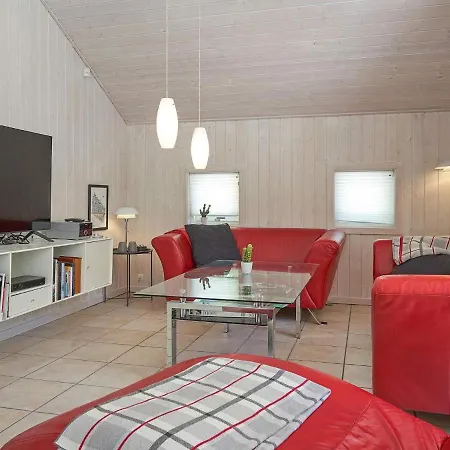 10 Person In Aakirkeby Holiday home Vester Somarken