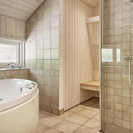 別荘 5 Star In Aakirkeby Vester Sømarken