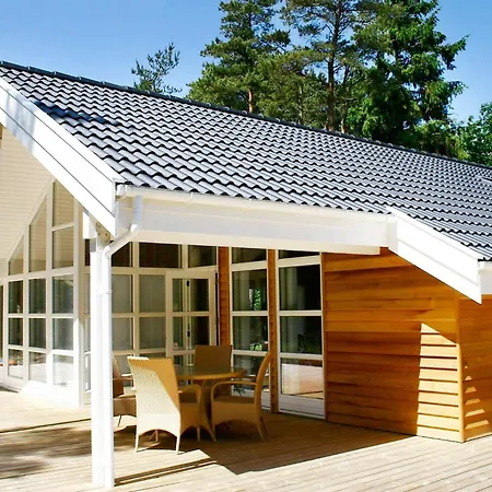5 Star In Aakirkeby 펜션 Vester Somarken