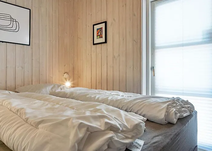 Luxury Retreat - By Traum Vester Somarken